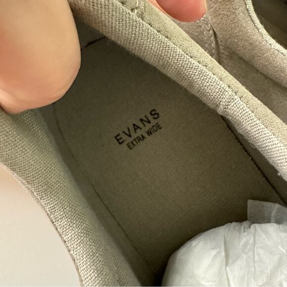 Evans Women's Metallic Tan Velcro Closure Sneaker Size 9.5 Extra Wide EE - Picture 10 of 11